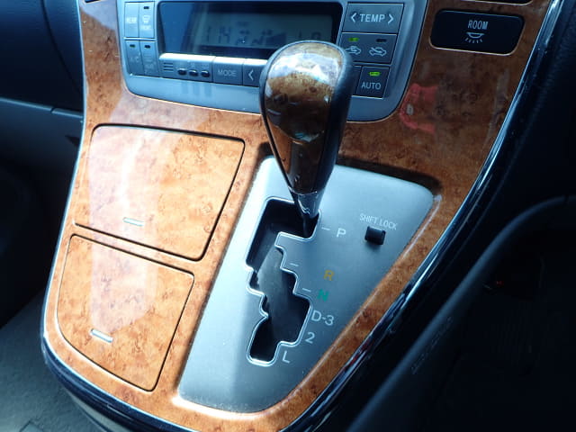 TOYOTA Alphard thumbnail 42