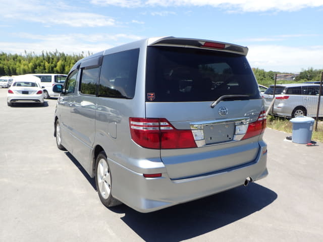 TOYOTA Alphard thumbnail 3
