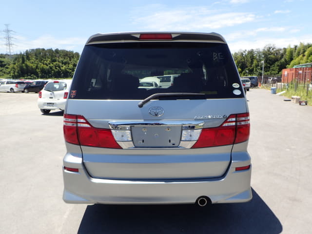TOYOTA Alphard thumbnail 4