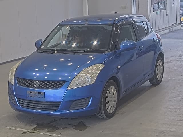 SUZUKI Swift;