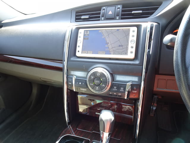 TOYOTA Mark X thumbnail 35