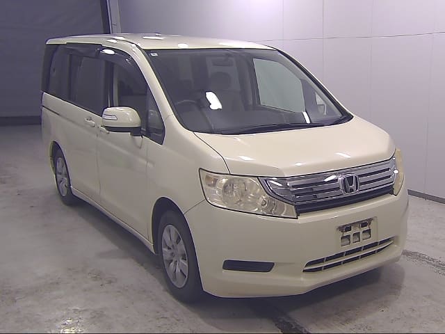 HONDA Step WGN thumbnail 7