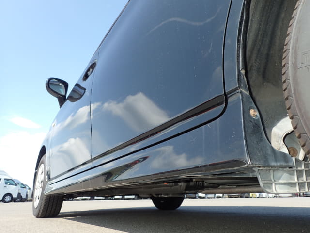 TOYOTA Wish thumbnail 19