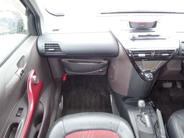 TOYOTA IQ thumbnail 33
