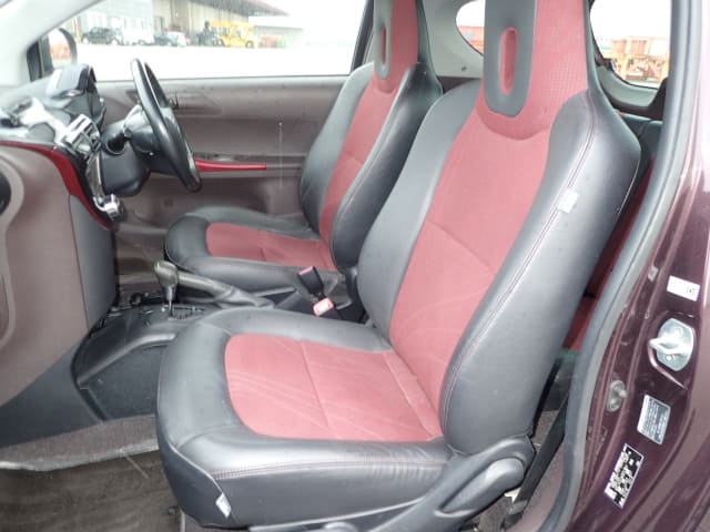 TOYOTA IQ thumbnail 26