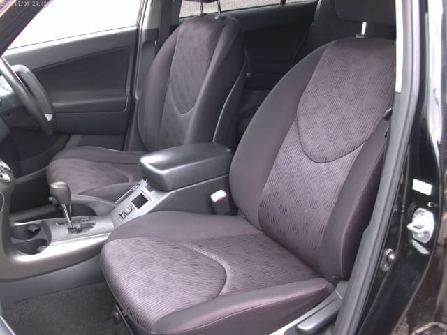 TOYOTA RAV4 thumbnail 26