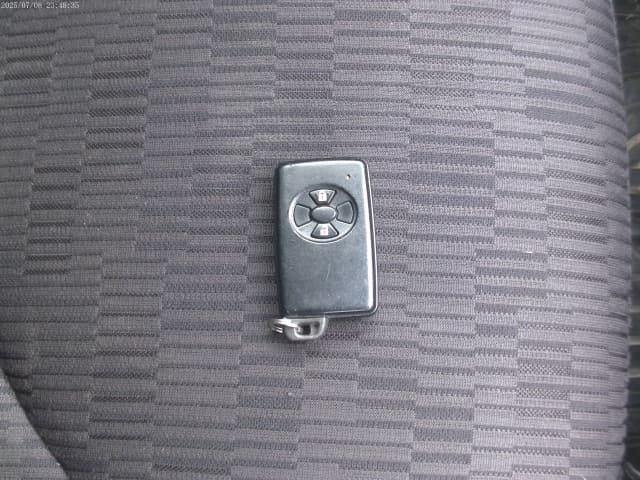 TOYOTA RAV4 thumbnail 43