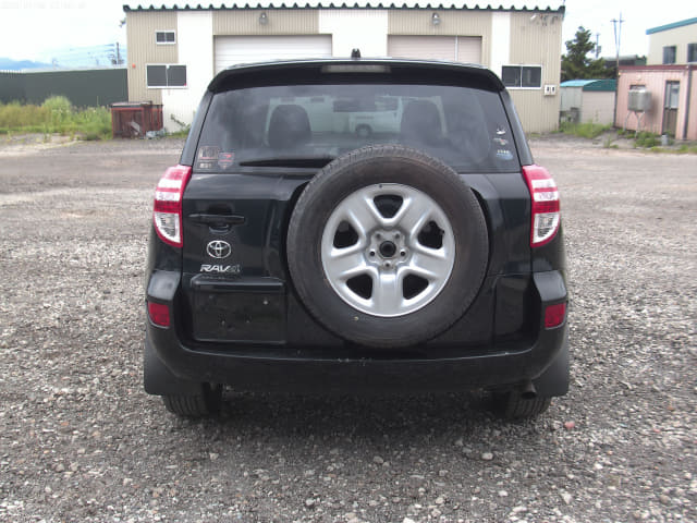 TOYOTA RAV4 thumbnail 4