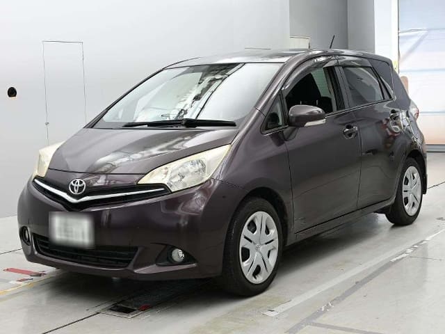 TOYOTA Ractis;