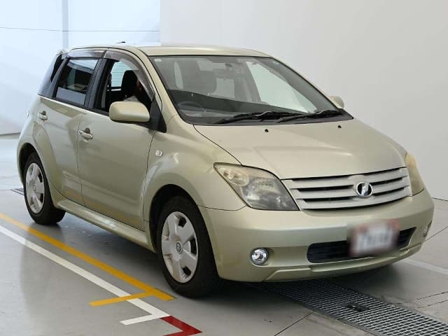 TOYOTA IST thumbnail 7