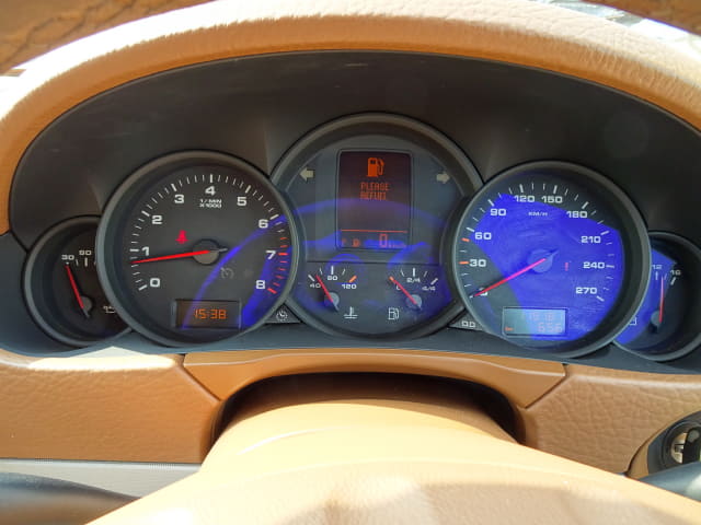 Porsche Cayenne thumbnail 34