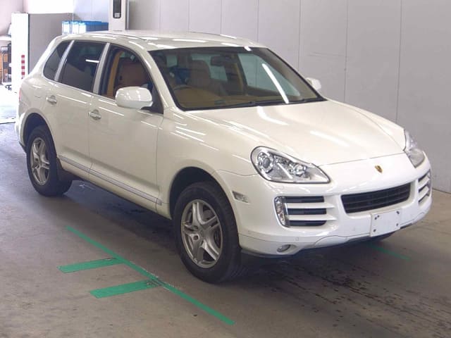 Porsche Cayenne thumbnail 4