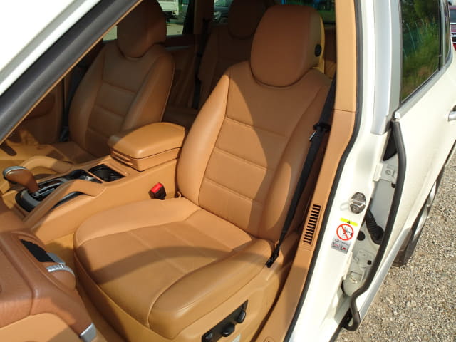 Porsche Cayenne thumbnail 26