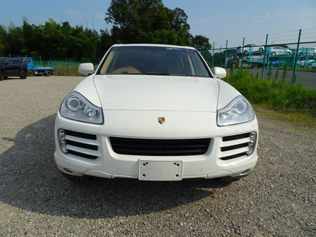 Porsche Cayenne thumbnail 8