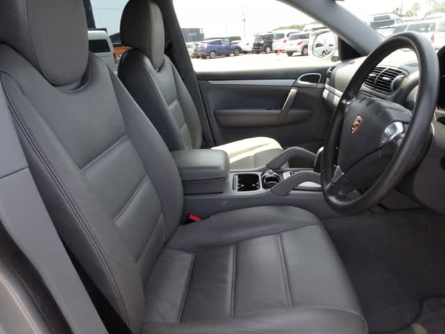 Porsche Cayenne thumbnail 25