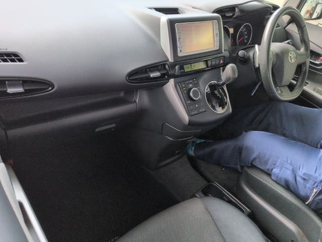 TOYOTA Wish thumbnail 59