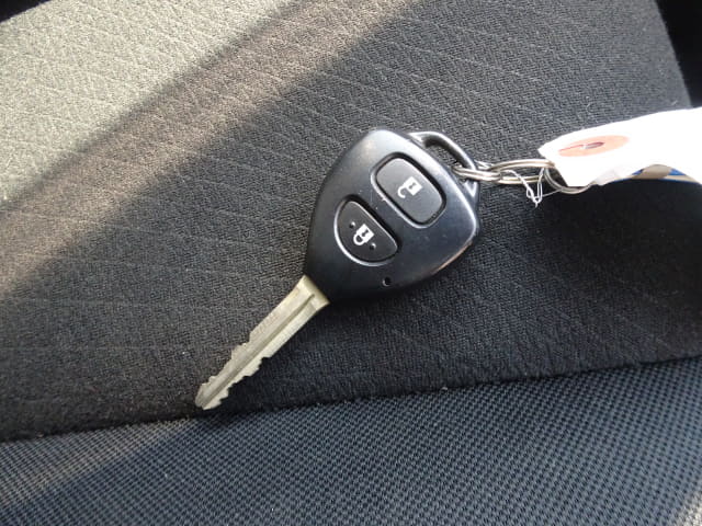 TOYOTA Wish thumbnail 64