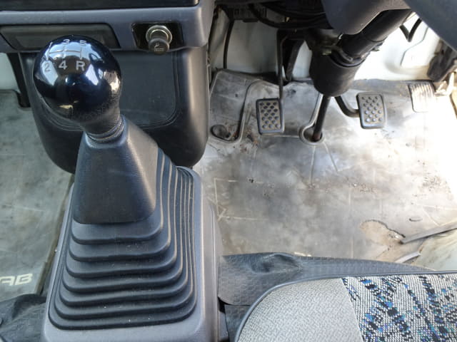 MITSUBISHI Minicab Truck thumbnail 30