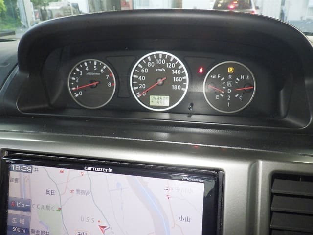 NISSAN X-Trail thumbnail 5
