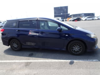 2009 TOYOTA Wish