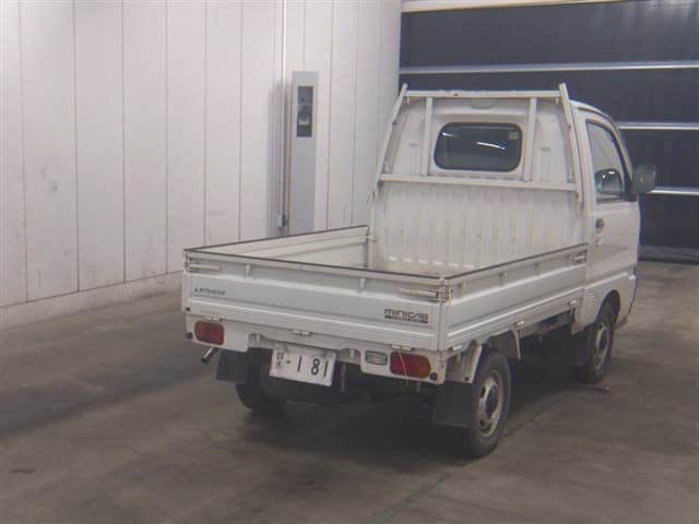 MITSUBISHI Minicab Truck thumbnail 2