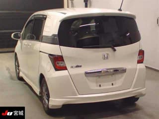 2010 HONDA Freed Spike