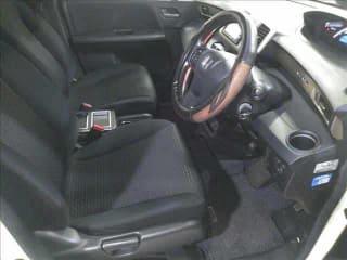 2010 HONDA Freed Spike