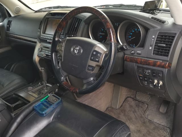 TOYOTA Land Cruiser thumbnail 58