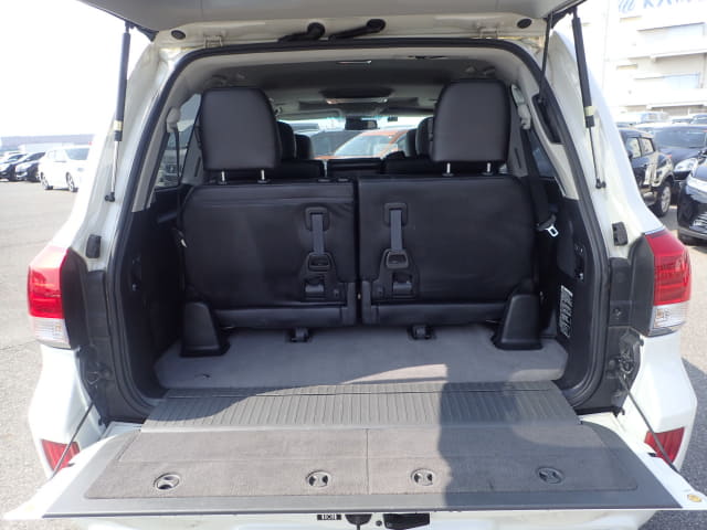 TOYOTA Land Cruiser thumbnail 29