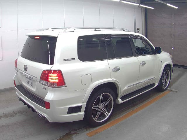 TOYOTA Land Cruiser thumbnail 57