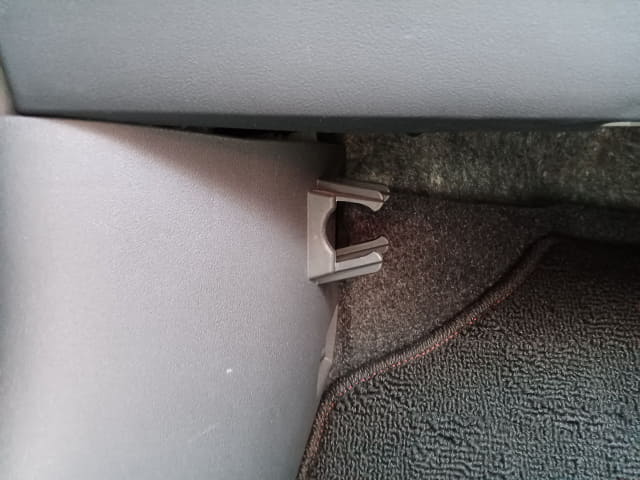 TOYOTA Wish thumbnail 50