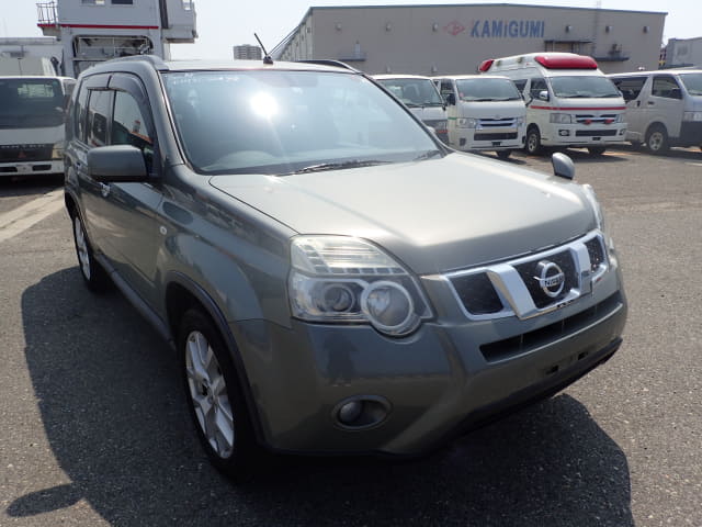 NISSAN X-Trail thumbnail 7