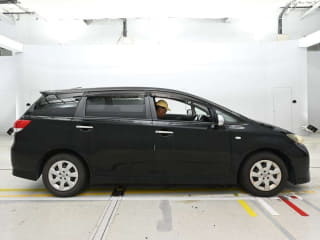 2010 TOYOTA Wish