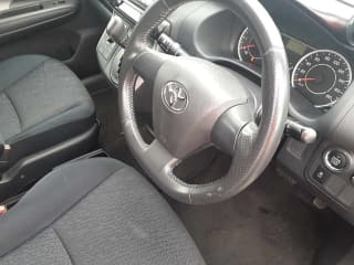 2010 TOYOTA Wish