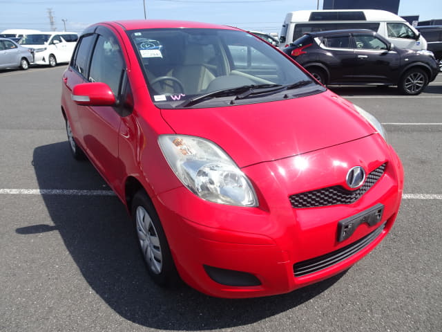 TOYOTA Vitz thumbnail 7