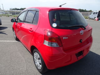 2009 TOYOTA Vitz