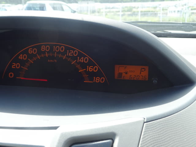 TOYOTA Vitz thumbnail 34