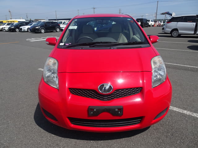 TOYOTA Vitz thumbnail 8