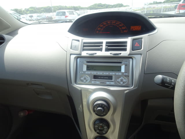 TOYOTA Vitz thumbnail 35