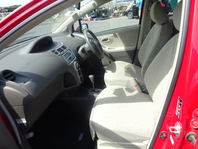 TOYOTA Vitz thumbnail 26