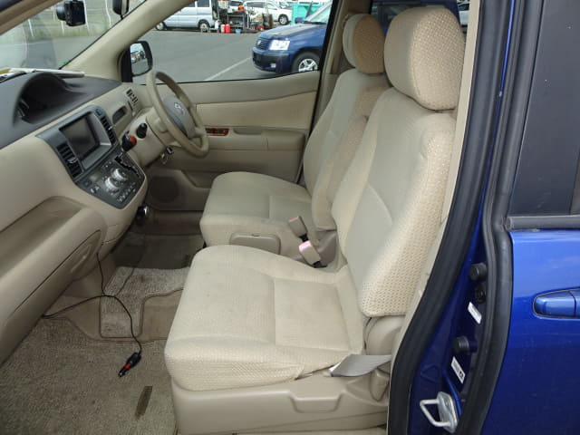 TOYOTA Raum thumbnail 26