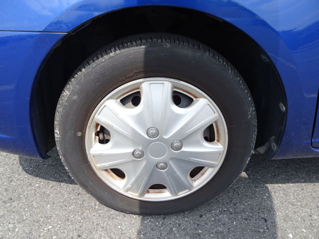 TOYOTA Raum thumbnail 9