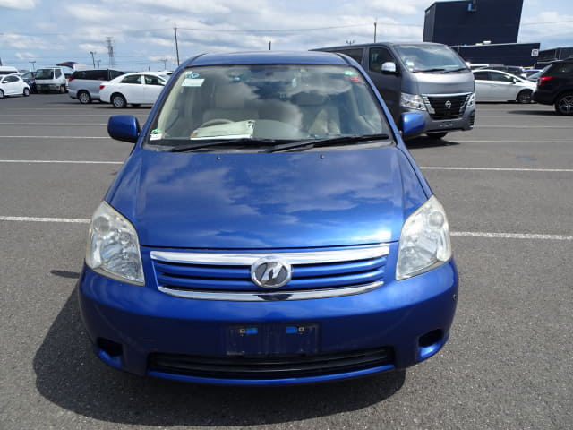 TOYOTA Raum thumbnail 8