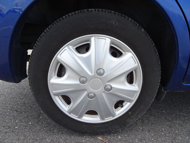 TOYOTA Raum thumbnail 11