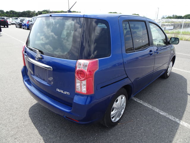 TOYOTA Raum thumbnail 5