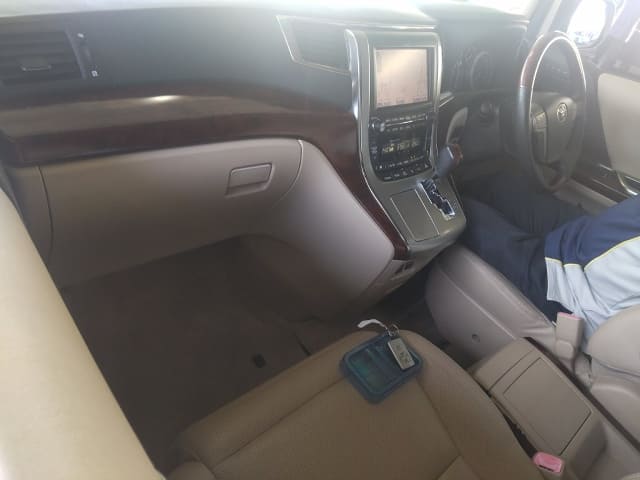TOYOTA Alphard thumbnail 59