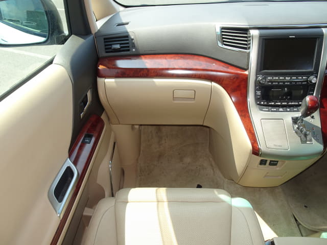 TOYOTA Alphard thumbnail 34