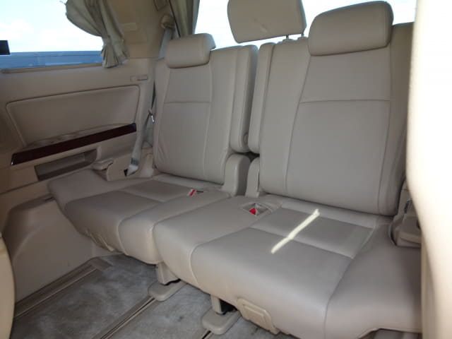 TOYOTA Alphard thumbnail 28