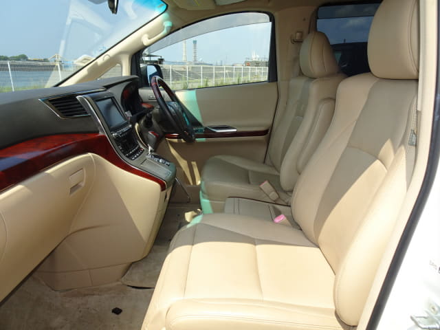 TOYOTA Alphard thumbnail 26