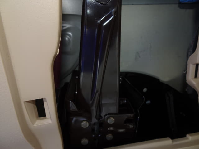 TOYOTA Alphard thumbnail 31